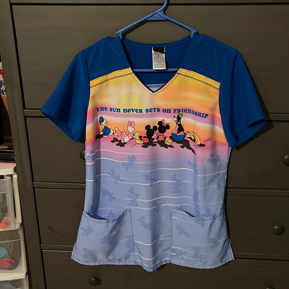 Disney Friends scrub too
